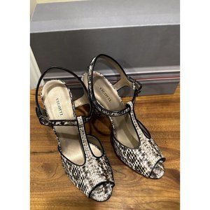 Vigotti Women's Patrice‎ Snake Skin Heels, Size 9, Peep Toe Shoes, NIB NEW